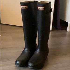 Tall Black Matte Hunter Rainboots